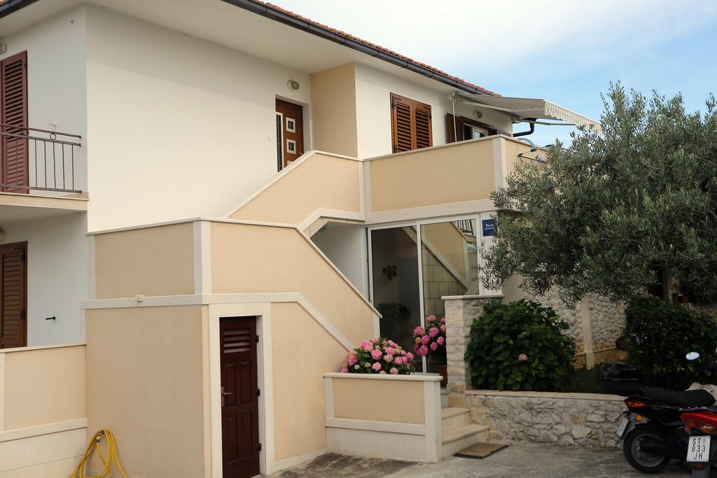 Apartment Andrea Supetar Zewnętrze zdjęcie