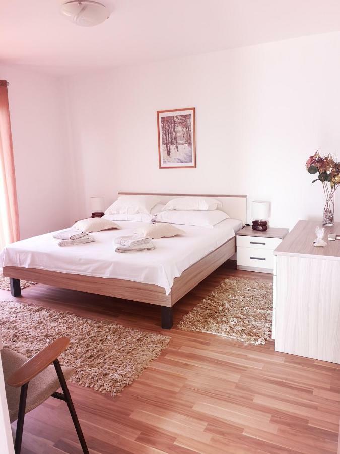 Apartment Andrea Supetar Zewnętrze zdjęcie